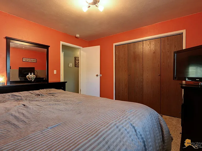 10137 Birch Ln — Photo 33