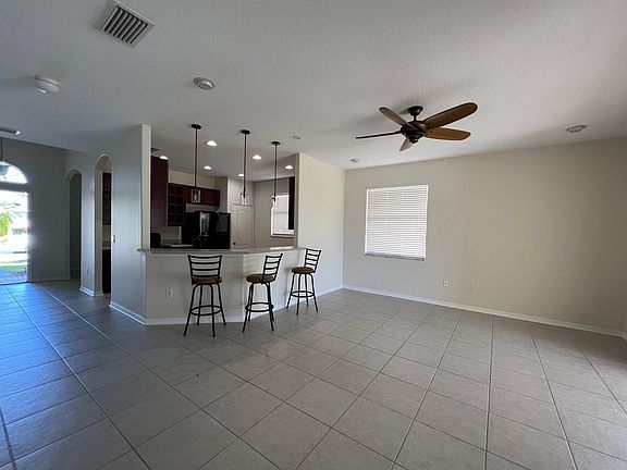 4th image of 3806 Washburn Pl