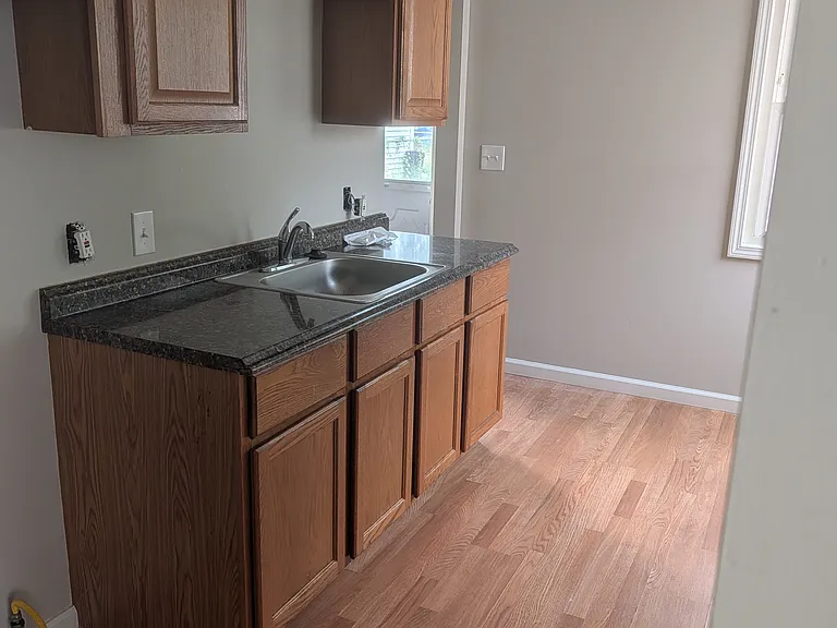 8686 Ford Ave — Photo 8