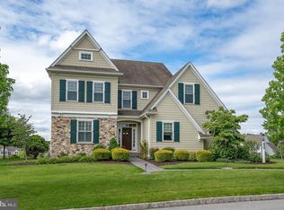 153 Chapel Hill Cir, Paoli, PA 19301