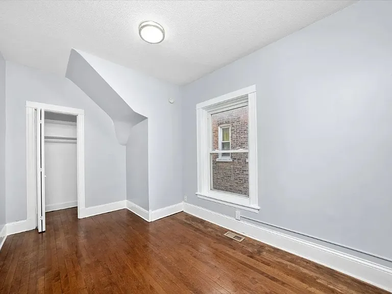2411 S 56th Ct #1 — Photo 17
