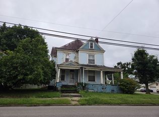 1201 4th St, Moundsville, WV 26041