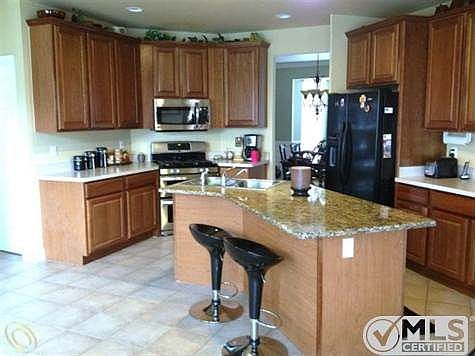Kitchen 2.jpg