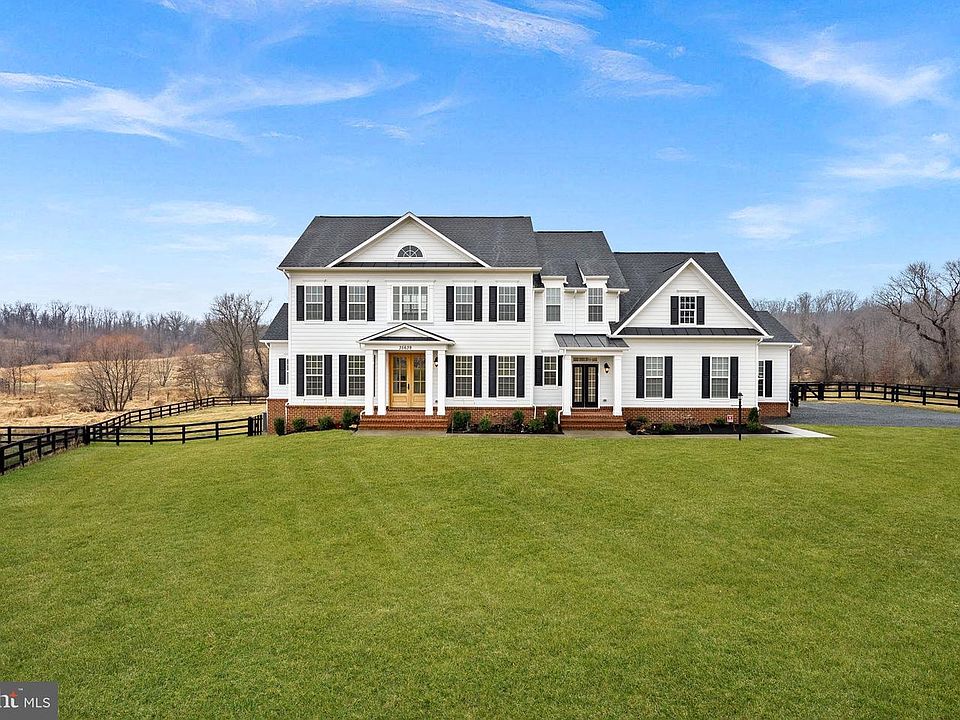 1st image of 35639 Creeks Edge Ln