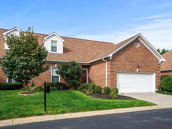 2nd image of 8212 Fenwick Farm Pl