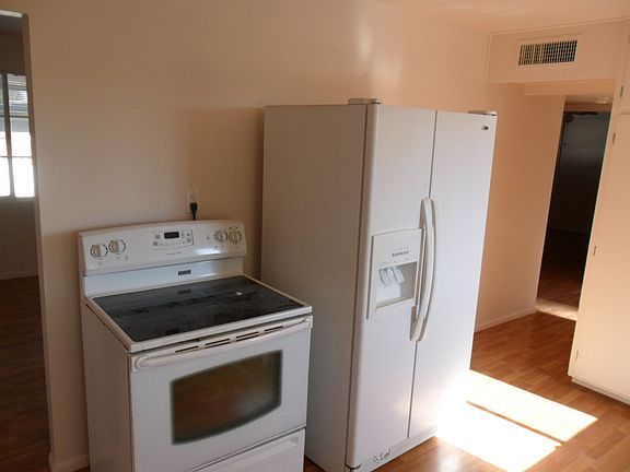4th image of 13013 N 111th Dr