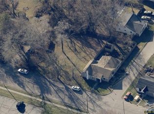 577 High St, Waynesville, OH 45068