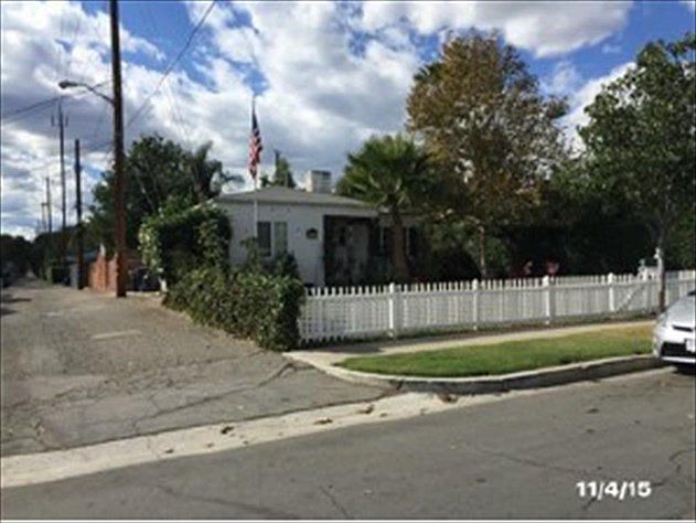 1st image of 713 N Mariposa St