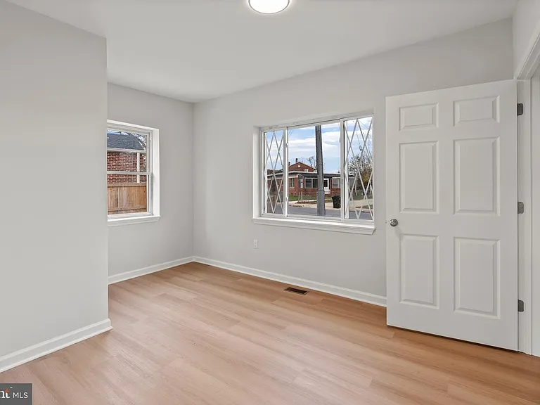730 New Pittsburg Ave #2 — Photo 13