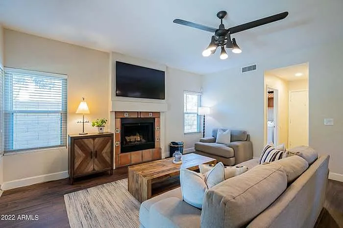 9145 E Jenan Dr — Photo 23