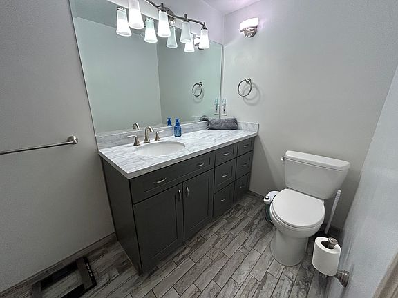 5th image of 2126 Ridgewood Way