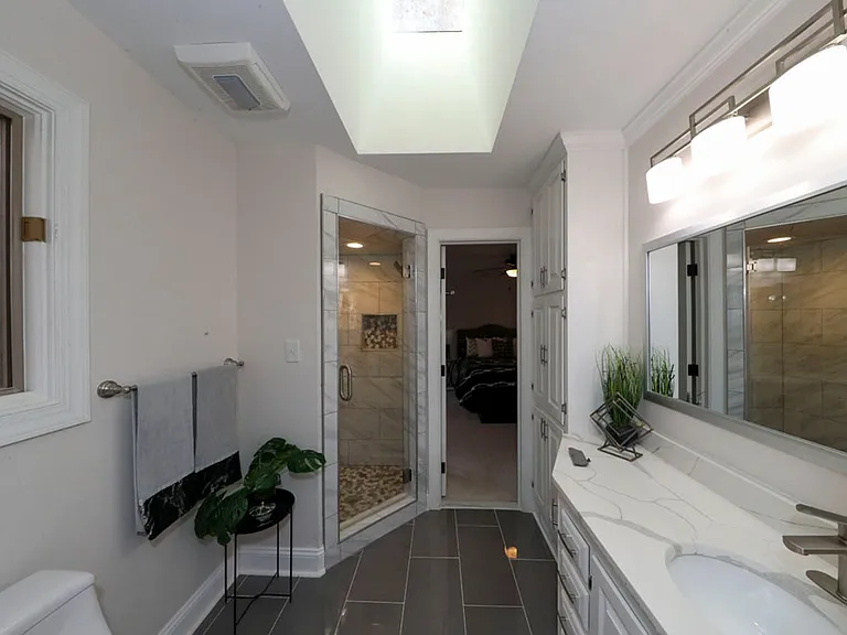 208 Fairfax Way — Photo 40