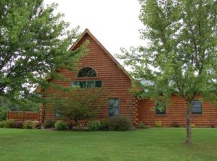 E1786 Tresness Rd, Iola, WI 54945