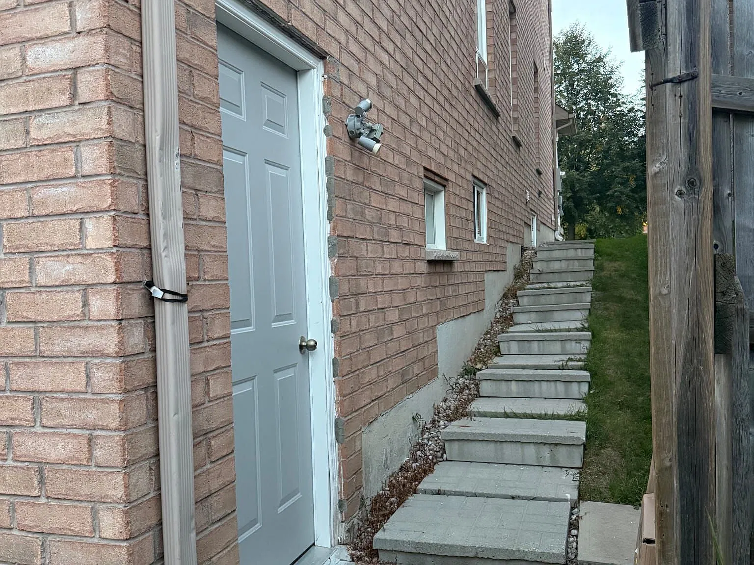 2 bed, $1,900 — Photo 4