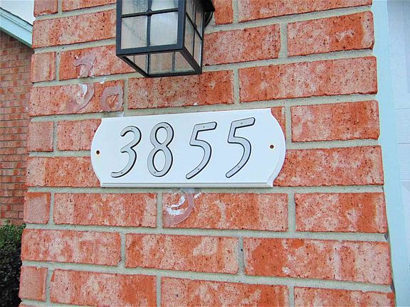 2nd image of 3855 Lake Arthur Dr