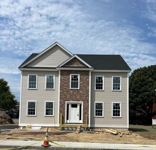 102 Bunker Hill St, Lowell, MA, 01850