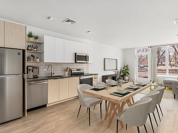 Kitchen, dining & living room