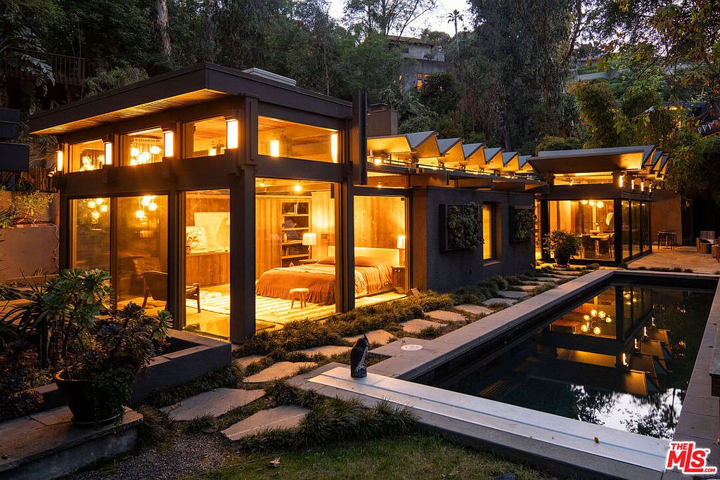 9029 Hollywood Hills Rd, Los Angeles, CA 90046 | Zillow