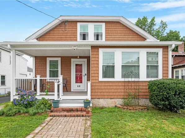 60 Newport St, Woonsocket, RI 02895