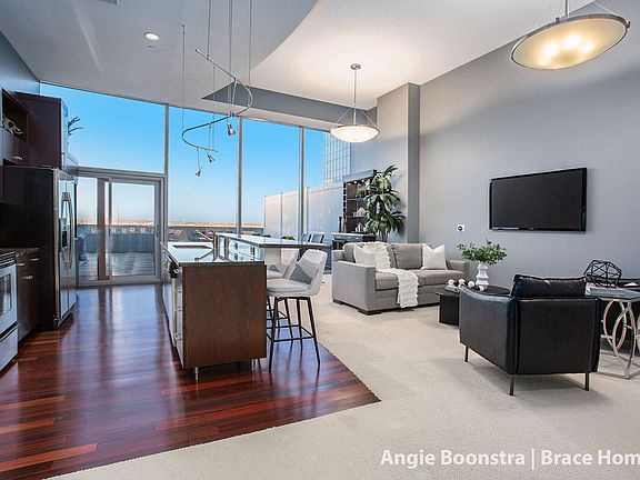 5th image of 335 Bridge St NW APT 605