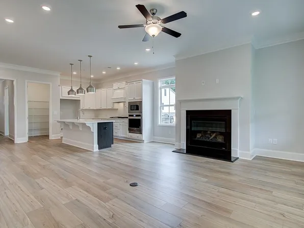 184 Redford Ln, Canton, GA 30115