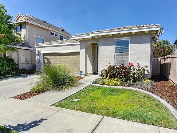 2nd image of 3011 Spoonwood Way