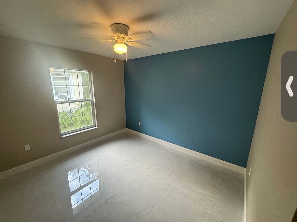 1st image of 620 Avenue S NE