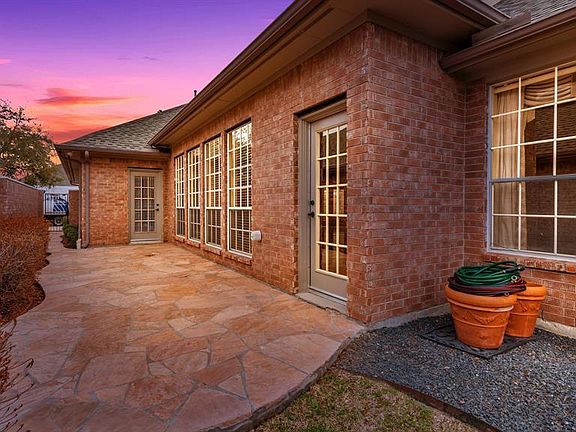 2nd image of 14030 Bay Oaks Blvd