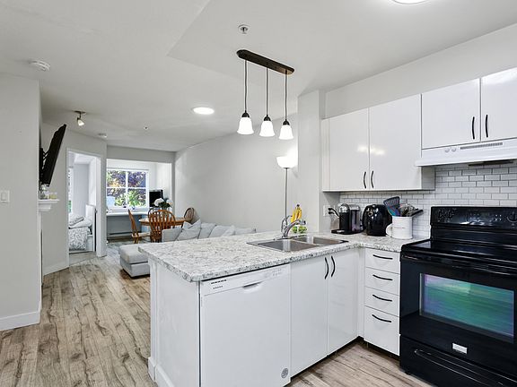 2nd image of 3278 Heather St #20