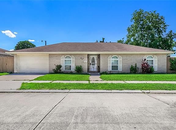 2nd image of 2616 Decomine Dr