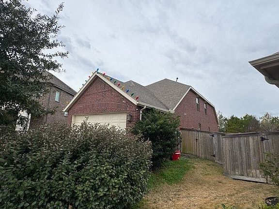 2nd image of 15111 Barbado Ridge Trl