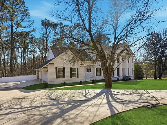 3rd image of 266 Ebenezer Church Rd