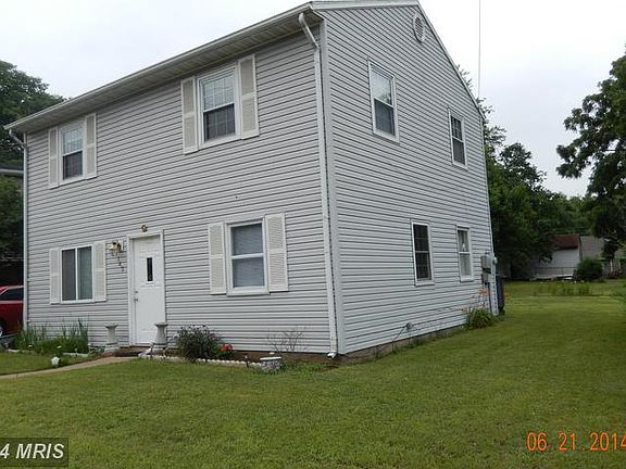 3rd image of 143 Old Centreville Rd