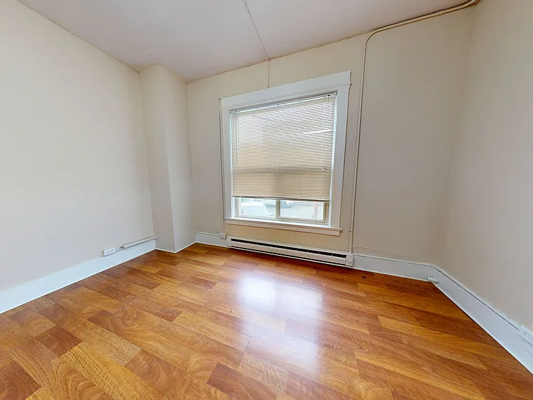 Roycroft Apartments — Photo 24