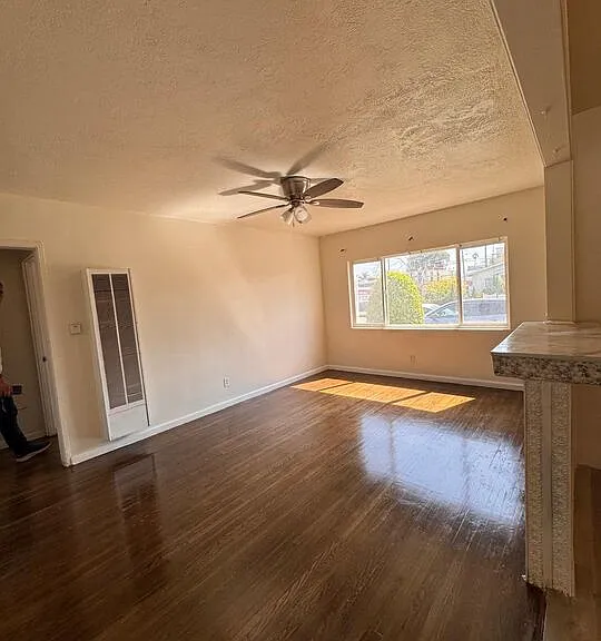 1223 Maple St — Photo 5