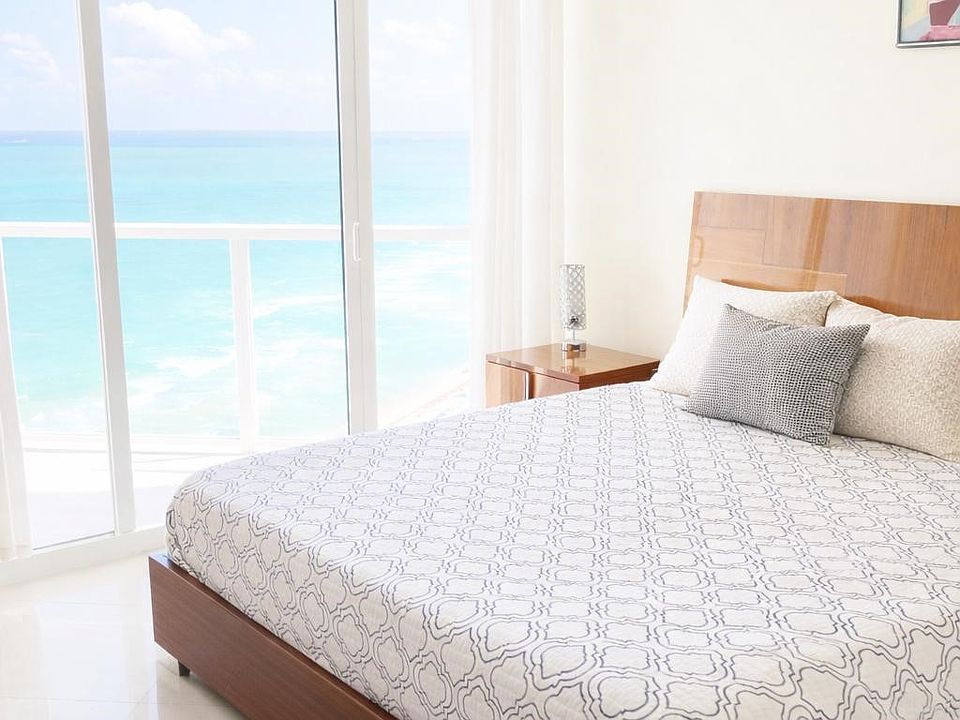1st image of 16699 Collins Ave APT 2910
