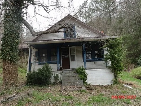 28018 Poor Valley Rd, Saltville, VA 24370