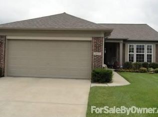 24155 Charlevoix St, Brownstown, MI 48134
