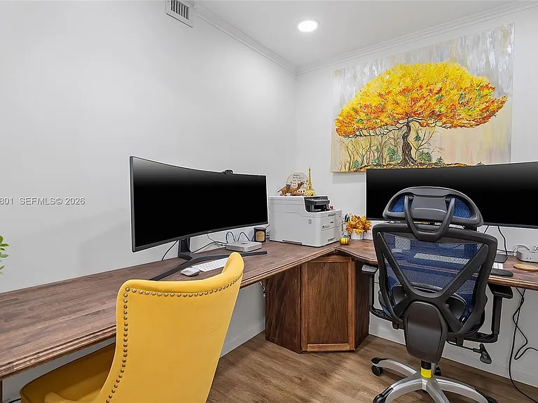 600 Three Islands Blvd #604 — Photo 35