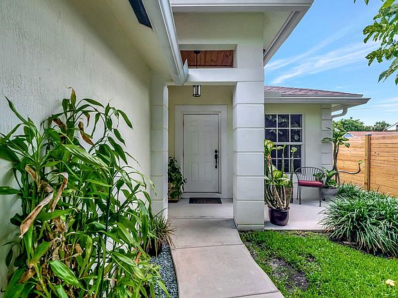 5th image of 1200 NW 7th Court