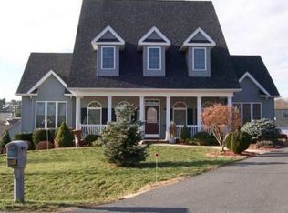 130 Nottingham Ln, Waynesboro, VA 22980