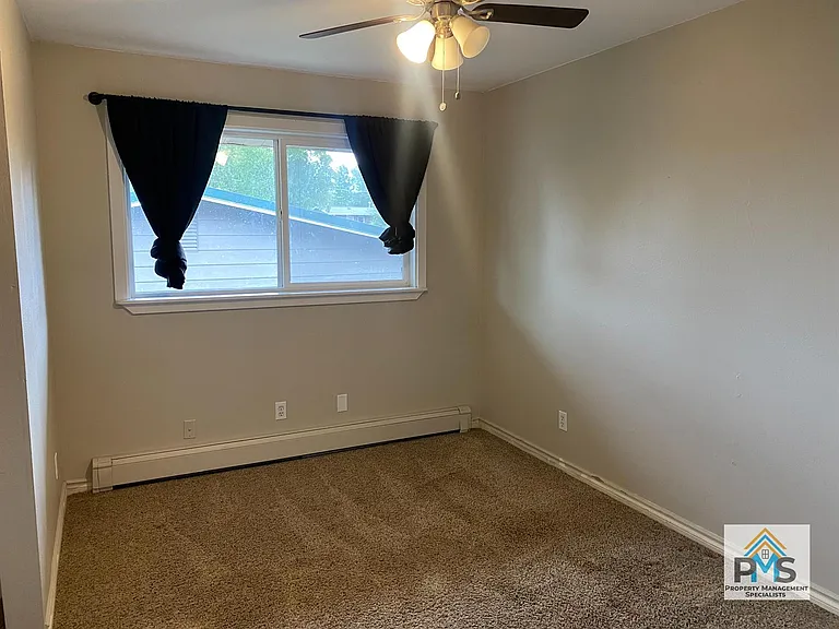 4516 E 8th Ave #1 — Photo 6