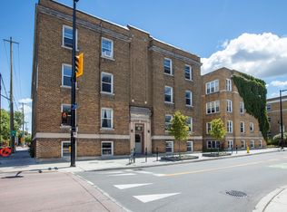Royal Court Apartments, Ottawa, ON K2P 1N2