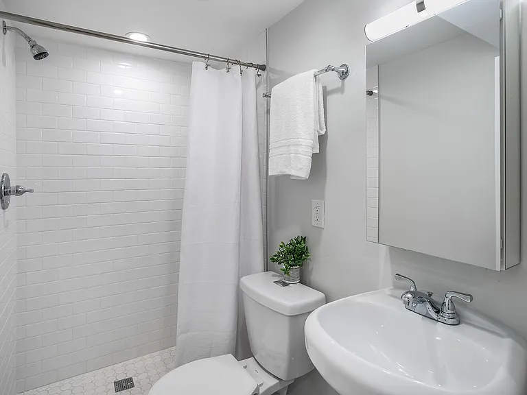4023 New Hampshire Ave NW — Photo 27