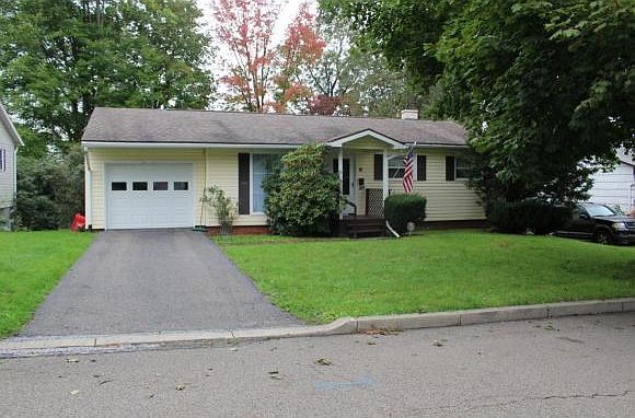 1st image of 18 Woodlawn Ave