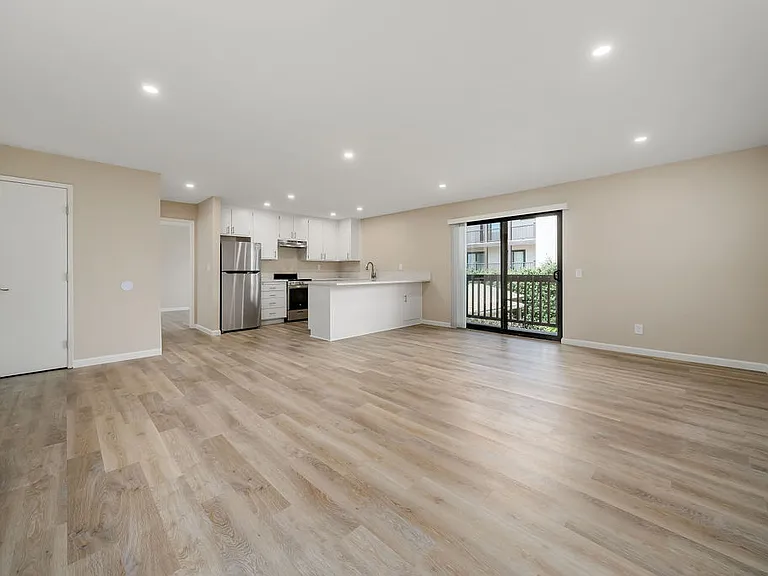 241 Ocean View Ave #I — Photo 1