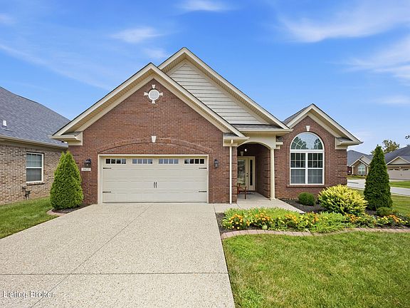 3rd image of 9815 Cedar Garden Dr