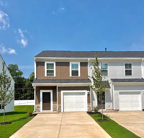 177 Randwick Ln Photo 1