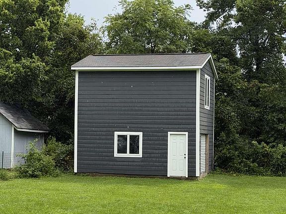 4th image of 1397 Stella Dr