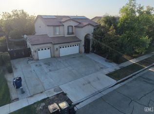 901 Cabernet Dr, Wasco, CA 93280